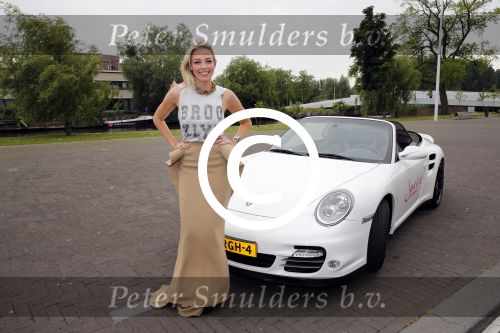 Amsterdam 26 juni 2013
Jackie\'s best dressed in the oyster club bij het olympisch stadion. Renate Verbaan
Peter Smulders bv
