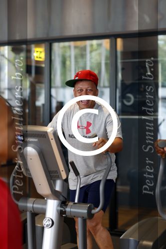 Amsterdam 23 juli 2013
Replay aan het trainen met personal trainer Oswin Beingsick.
Peter Smulders bv