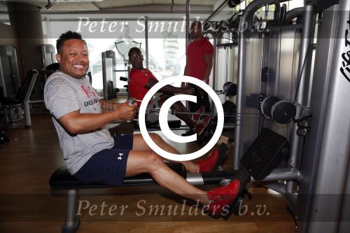 Amsterdam 23 juli 2013
Replay aan het trainen met personal trainer Oswin Beingsick.
Peter Smulders bv