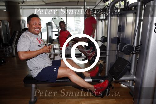 Amsterdam 23 juli 2013
Replay aan het trainen met personal trainer Oswin Beingsick.
Peter Smulders bv