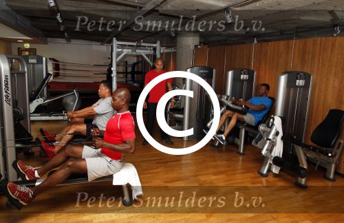 Amsterdam 23 juli 2013
Replay aan het trainen met personal trainer Oswin Beingsick.
Peter Smulders bv