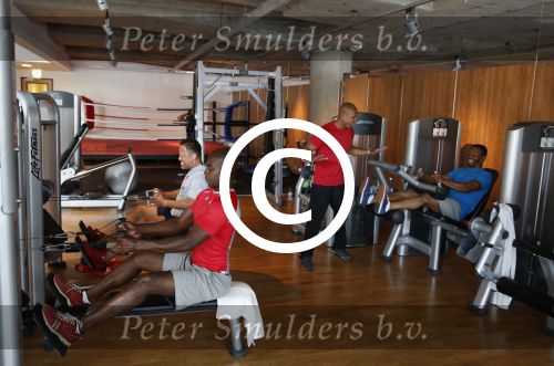 Amsterdam 23 juli 2013
Replay aan het trainen met personal trainer Oswin Beingsick.
Peter Smulders bv