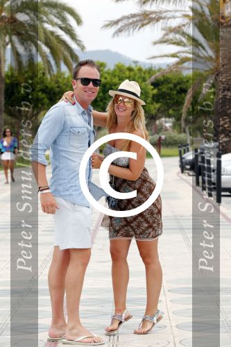 ibiza 13 juli 2013
Robert Doornbos en zijn verloofde/vriendin Chantal Bles lopen over de boulevard op ibiza.
Peter Smulders bv