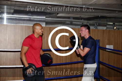 Amsterdam 23 juli 2013
Ron Link trainen met personal trainer Oswin Beingsick .
Peter Smulders bv