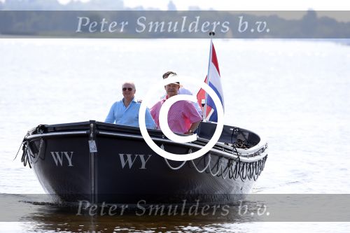 Loosdrecht 22 juli 2013
Ronnie Tober en Jan Jochems op boot varen op de vecht.
Peter Smulders bv