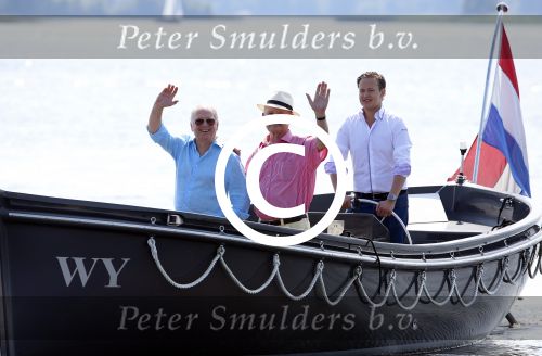 Loosdrecht 22 juli 2013
Ronnie Tober en Jan Jochems op boot varen op de vecht.
Peter Smulders bv