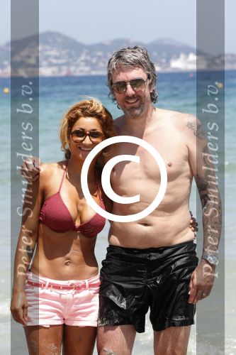 ibiza 15 juli 2013
Ruud en Aafke de wild met hun kinderen Toy Travis Johnny en Teddy op coco beach.
Peter Smulders bv