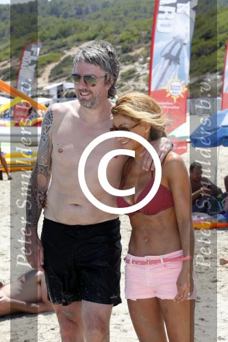ibiza 15 juli 2013
Ruud en Aafke de wild met hun kinderen Toy Travis Johnny en Teddy op coco beach.
Peter Smulders bv