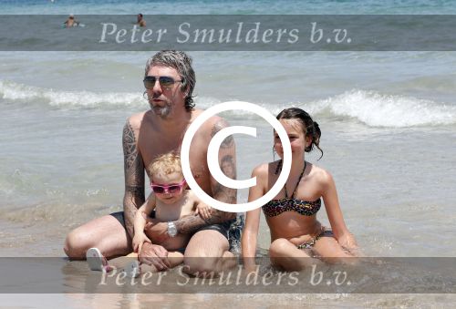 ibiza 15 juli 2013
Ruud en Aafke de wild met hun kinderen Toy Travis Johnny en Teddy op coco beach.
Peter Smulders bv