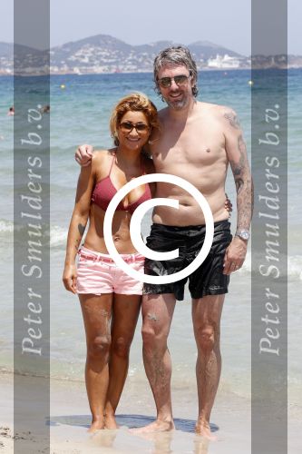 ibiza 15 juli 2013
Ruud en Aafke de wild met hun kinderen Toy Travis Johnny en Teddy op coco beach.
Peter Smulders bv