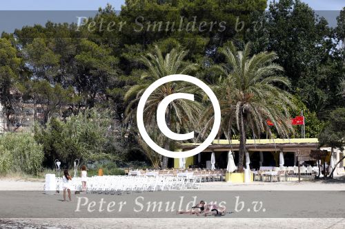 ibiza 12 juli 2013
Jan Reus en Sonja Bakker trouwen bij strandtent Sa Flama op ibiza alle 5 hun kinderen inclusief Bram zijn natuurlijk aanwezig.
Peter Smulders bv