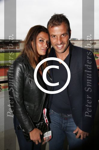 Amsterdam 3 juli 2013
Sjaak Swart 75 jaar . Hij viert dat met een wedstrijd met oud ajax spelers in het Olympisch stadion. Sabia Boulahrouz en rafael v d Vaart
Peter Smulders bv