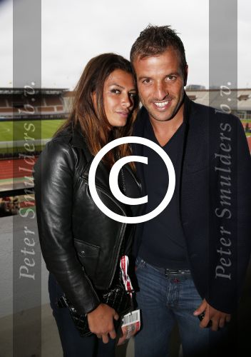 Amsterdam 3 juli 2013
Sjaak Swart 75 jaar . Hij viert dat met een wedstrijd met oud ajax spelers in het Olympisch stadion. Sabia Boulahrouz en rafael v d Vaart
Peter Smulders bv