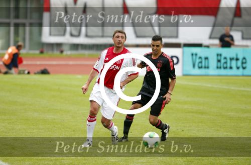 Amsterdam 3 juli 2013
Sjaak Swart 75 jaar . Hij viert dat met een wedstrijd met oud ajax spelers in het Olympisch stadion. Shota Arveladze
Peter Smulders bv