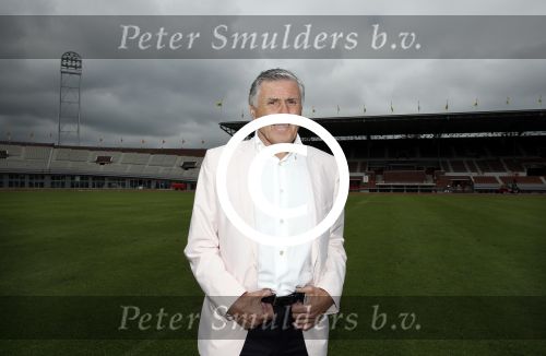 Amsterdam 1 juli 2013
Sjaak Swart in het Olympisch stadion . Sjaak is 75 jaar geworden.
Peter Smulders bv