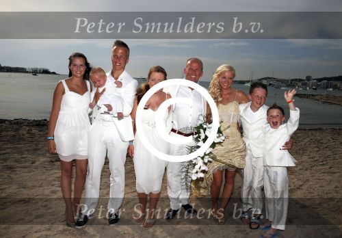 ibiza 12 juli 2013
Jan Reus en Sonja Bakker trouwen bij strandtent Sa Flama op ibiza alle 5 hun kinderen inclusief Bram zijn natuurlijk aanwezig.
Peter Smulders bv