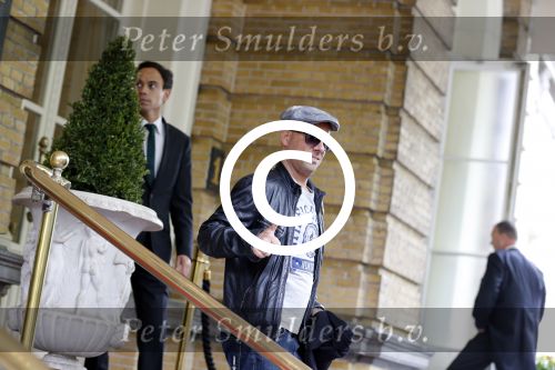 Amsterdam 26 juni 2013
Rihanna vertrekt bij het amstel hotel na haar concerten in het ziggo dome. Ze ging met de tourbus naar Keulen. Tjeerd Oosterhuis
Peter Smulders bv