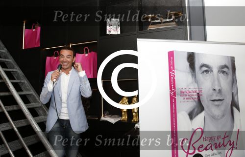 Amsterdam 21 juni 2013
Presentatie boek Tom Sebastian bij de westergasfabriek.
Peter Smulders bv