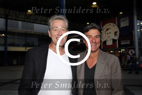 Amsterdam 3 juli 2013
Sjaak Swart 75 jaar . Hij viert dat met een wedstrijd met oud ajax spelers in het Olympisch stadion. Viggo waas en Peter Heerschop
Peter Smulders bv