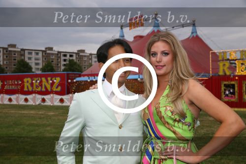 Amsterdam, 5 Augustus 2013
Premiere Circus Herman Renz
Wibi Soerjadi met zijn nieuwe vriendin
Foto Peter Smulders BV