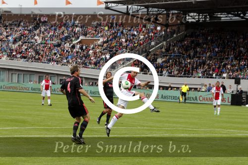 Amsterdam 3 juli 2013
Sjaak Swart 75 jaar . Hij viert dat met een wedstrijd met oud ajax spelers in het Olympisch stadion. Wim Jonk
Peter Smulders bv