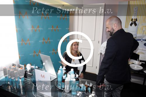 Amsterdam 27 juni 2013
Gift suite in hotel the Grand. Zangeres Do Dominique v Hulst zwanger
Peter Smulders bv