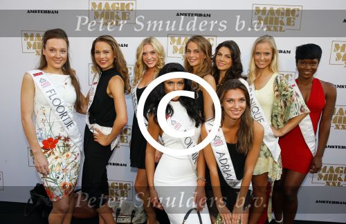 Amsterdam 1 juli 2015
Premiere Magic Mike XXL in Tuschinski in aanwezigheid van de cast met Channing Tatum Matt Bomer Joe Manganiello Adam RodriguezAmber Heard Jada Pinkett Smith en regisseur Gregory Jacobs. finalisten Miss Nederland Adriana Mosk