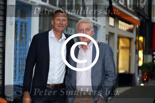 Den Haag 16 juli 2015
Verjaardagsfeestje Frits Huffnagel in Den Haag. Andre v Duin met Martin
