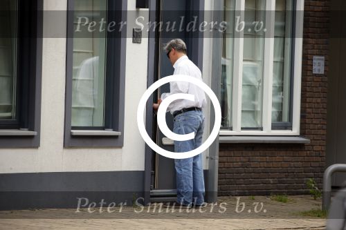 Aalsmeer 9 juli 2015
Bonnie st Claire en haar man Anne-Jan Jongbloed zijn verhuisd naar hun nieuwe huis.