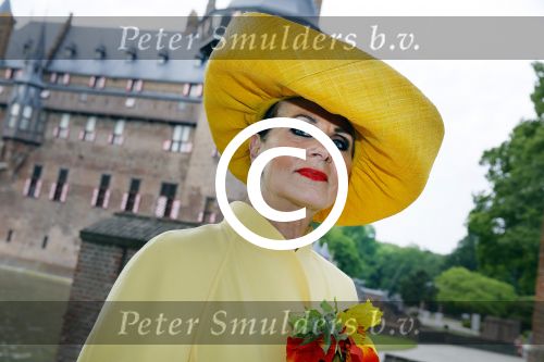 Haarzuilens 17 juni 2015
Haringparty op kasteel de Haar. Ans Markus met man Wybe Tuinman