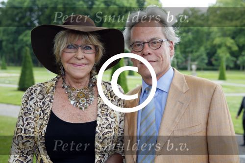 Haarzuilens 17 juni 2015
Haringparty op kasteel de Haar. Astrid Engels met partner