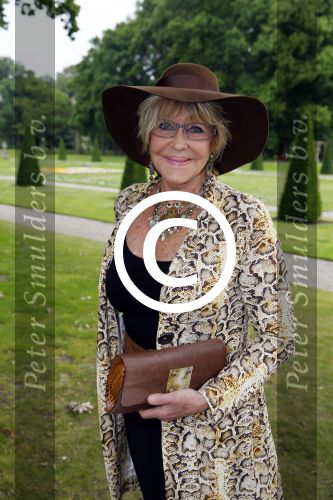 Haarzuilens 17 juni 2015
Haringparty op kasteel de Haar. Astrid Engels met partner