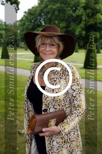 Haarzuilens 17 juni 2015
Haringparty op kasteel de Haar. Astrid Engels met partner