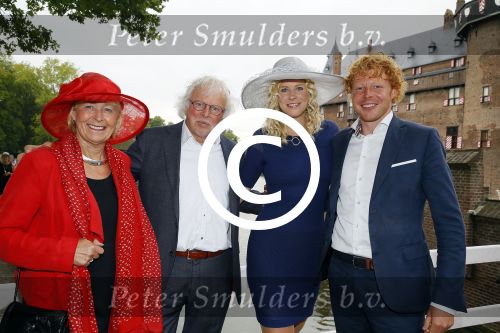 Haarzuilens 17 juni 2015
Haringparty op kasteel de Haar. Ben Woldring met vriendin en ouders