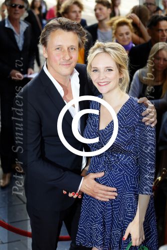 Amsterdam 14 juli 2015  
Premiere de Reunie in Tuschinski met in de hoofdrollen Daan Schuurmans en Thekla Reuten.
Thekla is zwanger en haar vriend Gijs Naber is er ook alsmede de zwangere Bracha v Doesburgh.