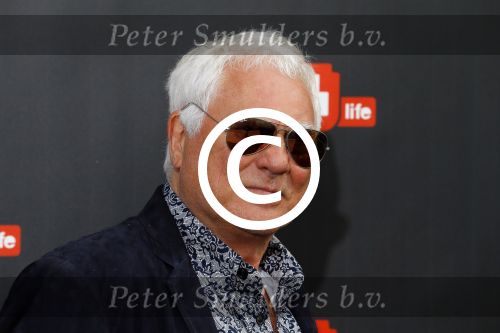 Amsterdam 26 juni 2015
Dance $ life gala. enkele leden van de Golden Earring oa Cesar Zuiderwijk