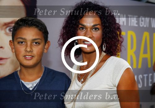 Amsterdam 12 augustus 2015  
Premiere Trainreck in Tuschinski. Chimene v Oosterhout met zoon