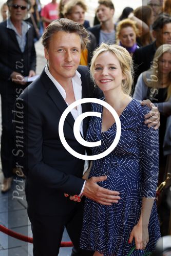 Amsterdam 14 juli 2015  
Premiere de Reunie in Tuschinski met in de hoofdrollen Daan Schuurmans en Thekla Reuten.
Thekla is zwanger en haar vriend Gijs Naber is er ook alsmede de zwangere Bracha v Doesburgh.
