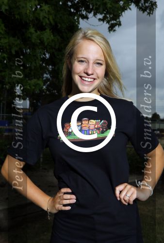 Bunnik 12 juli 2015
Enzo Knol en Dee v d Zeeuw met hun kleding.