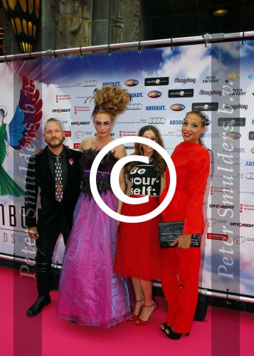 Amsterdam 29 juni 2015
Rainbow awards in Tuschinski.
