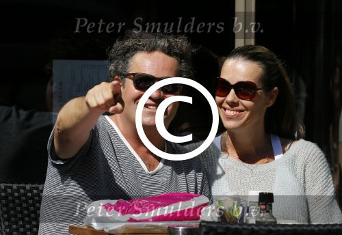 Amsterdam 29 juni 2015 
Dirk Zeelenberg met zijn vrouw Suus op terras