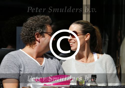 Amsterdam 29 juni 2015 
Dirk Zeelenberg met zijn vrouw Suus op terras