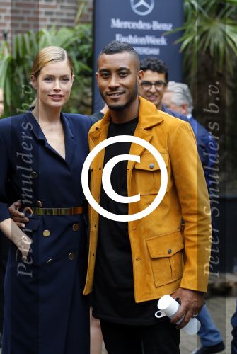 Amsterdam 13 juli 2015
Modeshow Maria Cle Leal tijdens de Amsterdam fashion week in aanwezigheid van Doutzen Kroes en Sunnery James.