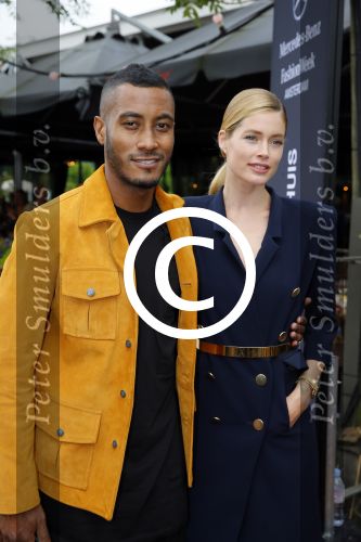 Amsterdam 13 juli 2015
Modeshow Maria Cle Leal tijdens de Amsterdam fashion week in aanwezigheid van Doutzen Kroes en Sunnery James.