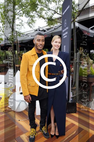 Amsterdam 13 juli 2015
Modeshow Maria Cle Leal tijdens de Amsterdam fashion week in aanwezigheid van Doutzen Kroes en Sunnery James.