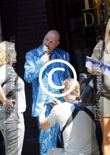 Amsterdam 30 juni 2015
Eddy Zoey en Danie Bles nemen samen een commercial op.