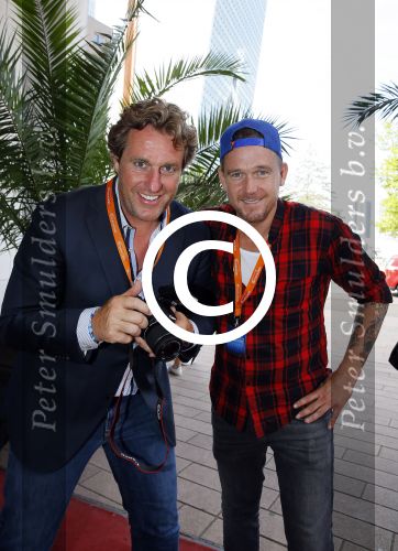 Rotterdam 9 augustus 2015
Edwin Smulders Johnny de Mol en Tomas v d Broek tijdens opnames van het rtl programma Down met Johnny. We gingen naar de premiere naar Wickie de Viking in het nieuwe Luxor.