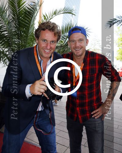 Rotterdam 9 augustus 2015
Edwin Smulders Johnny de Mol en Tomas v d Broek tijdens opnames van het rtl programma Down met Johnny. We gingen naar de premiere naar Wickie de Viking in het nieuwe Luxor.