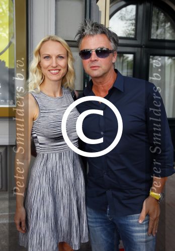 Amsterdam 25 juni 2015 
Premiere circus in carre. Elisah Braaksma met man