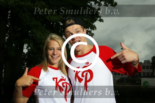 Bunnik 12 juli 2015
Enzo Knol en Dee v d Zeeuw met hun kleding.